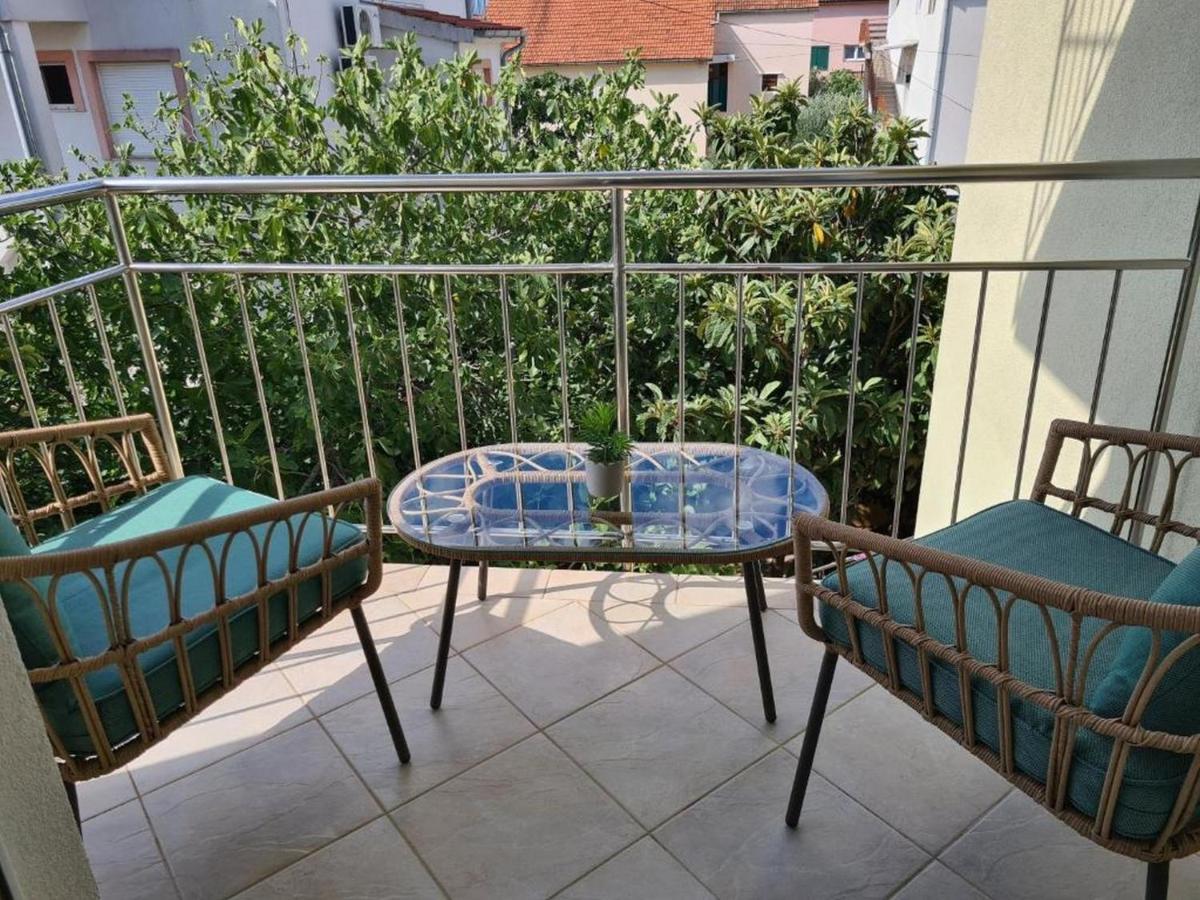 Villa Neda Vodice Exterior photo
